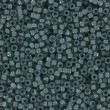 Miyuki rocailles Perlen 15/0 - Ceylon translucent eucalyptus 15-2376